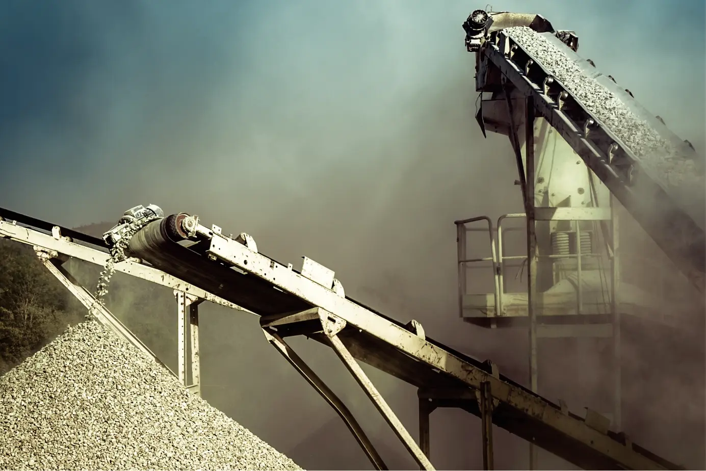 How Vibrating Screens Improve Sand and Aggregate Quality